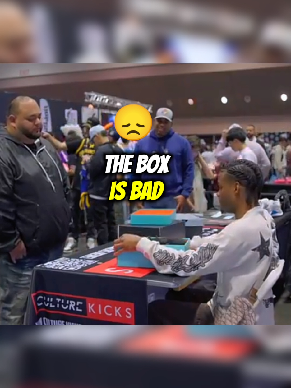 the box is bad😩 #shoes #viral #commdy #funny #culturekicks 