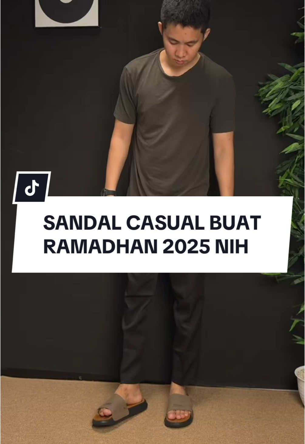 buat yg nyari sendal casual buat ramadhan nanti nih #sendal #sendalcowok #sendalslop #ramadhan2025 #lebaran2025 