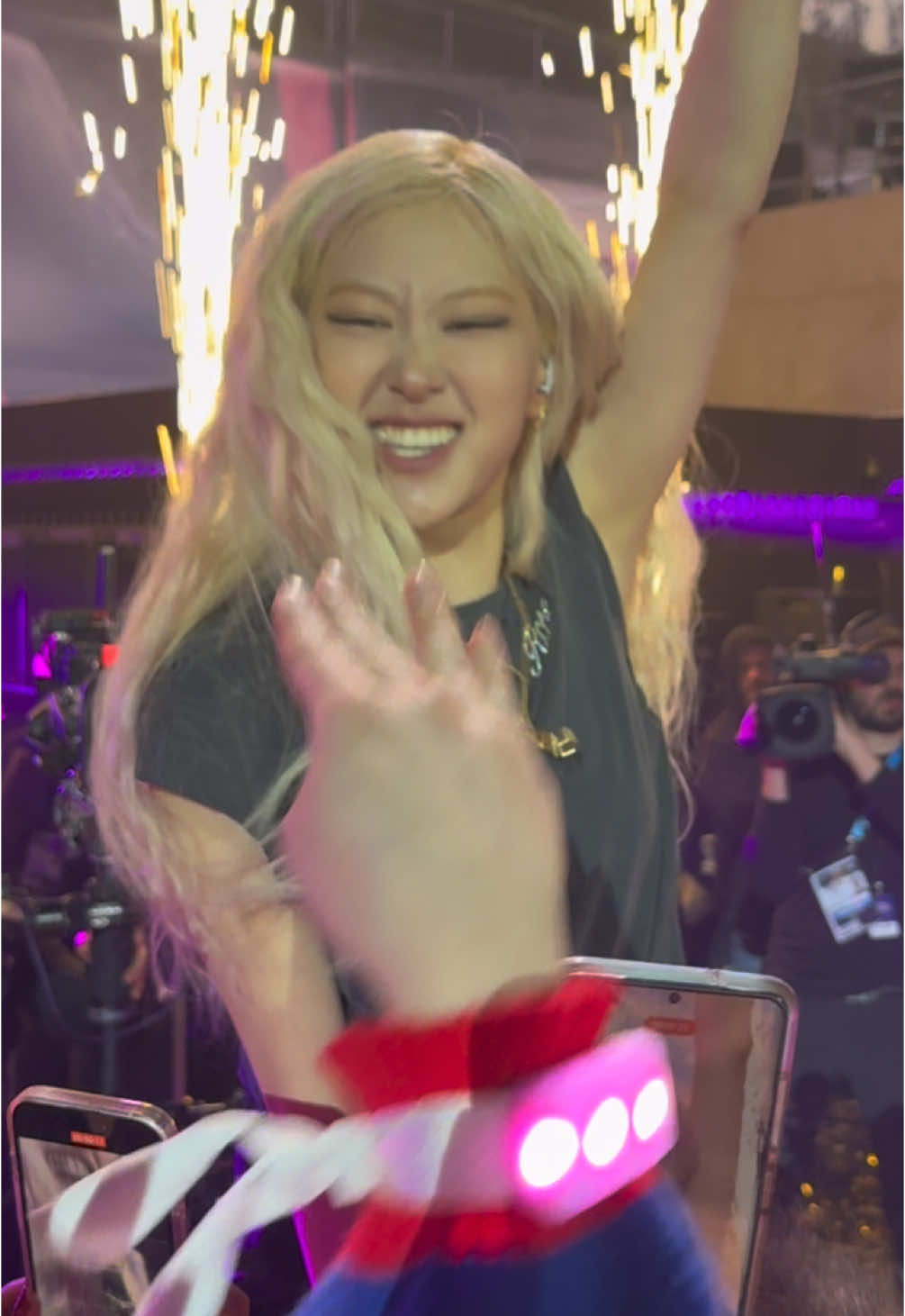 Je crois que j’ai la meilleure vidéo @ROSÉ #galadespiecesjaunes #legaladespiecesjaunes #blackpink #rosé 