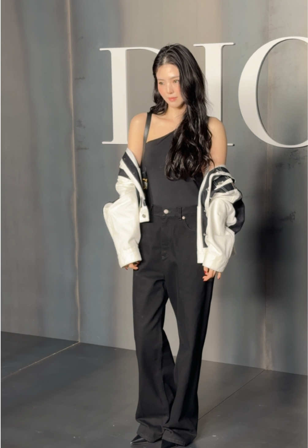 #hansohee #dior #fashionweek #pfw #TikTokFashion #filmtok #onregardequoi 