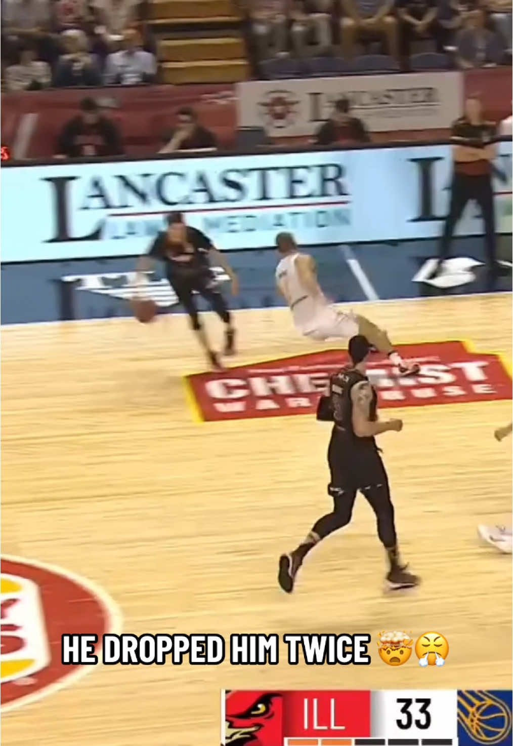 Can’t miss that dunk 😅😳 (@The NBL) #anklebreaker #gotten #crossed #handles 