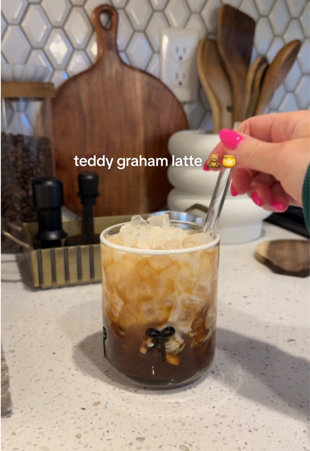 You guys!! Not exaggerating when I say this is worth the hype and so delicious! 💛 The teddy graham latte will now be on repeat!  #teddygrahamlatte #viralcoffee #viraltrends #icedlatte #brevillebarista #breville #espressomachine #coffeetiktok #coffeeathome #makecoffeewithme #honeylatte  