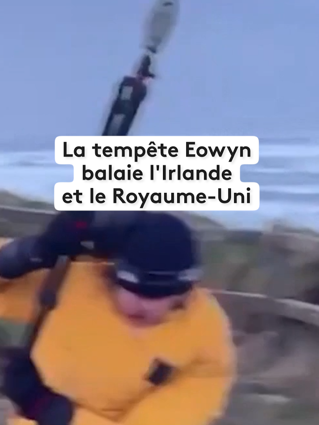 La tempête Eowyn, qui traverse déjà l'Irlande et le Royaume-Uni, gagne progressivement les côtes françaises, vendredi 24 janvier. Les vents et les précipitations s'intensifient. #sinformersurtiktok #tempete #eowyn #weather