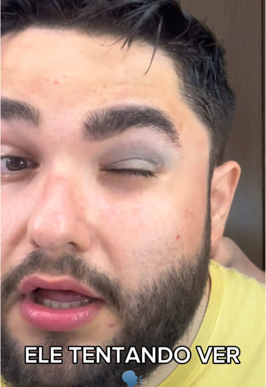 A piscadinha sensual dele KAKAKAK @Felipe Manhani ficou lindo 
