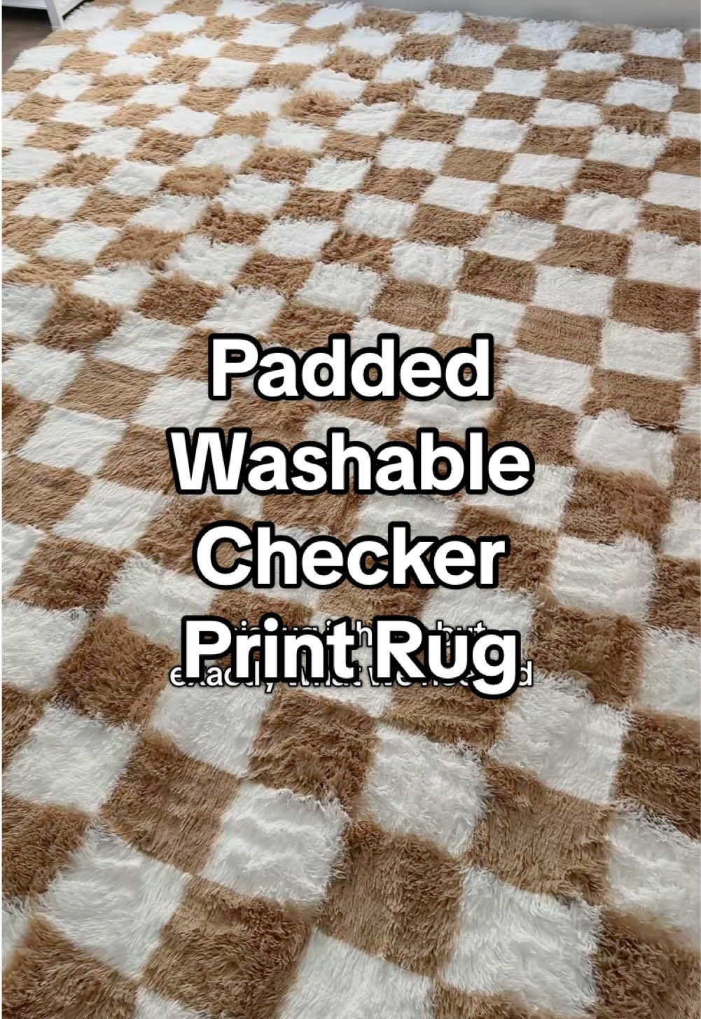 Can’t get over this washable padded rug 😍😍 GIVE ME ALL THE CHECKER PATTERNS #washable #checkerboard #paddedrug #nonslip #playroominspo #playroomrugs #boysroom #rug #checkered #washablerugs 