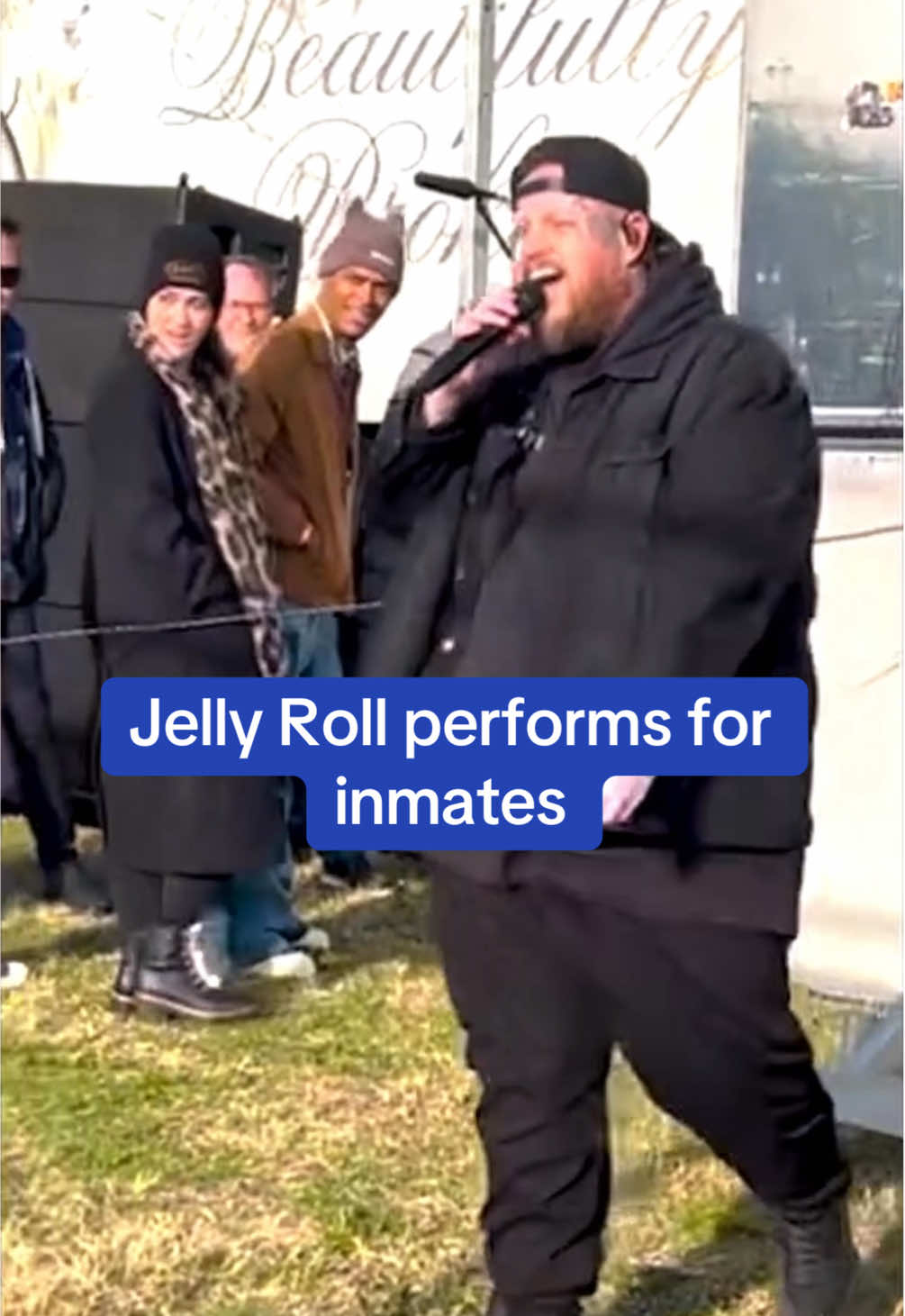 Country star Jelly Roll performed his No. 1 single ‘I Am Not Okay’ at the Riverbend Maximum Security Institution in Nashville, Tennessee. Over 300 inmates joined him last Thursday for a day of inspiration they’ll never forget. Jelly Roll, who served time in prison himself, even brought Lainey Wilson for a special appearance.  🎥: TDOC/ TMX  #jellyroll #countrymusic #prison #news #celebrity #jail 