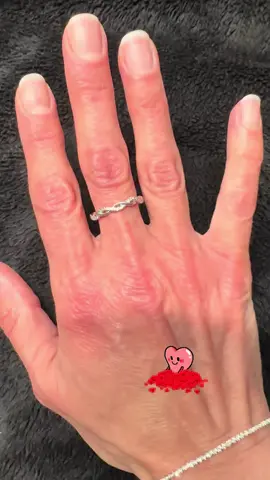This little silver ring makes a perfect Valentines Day Gift! 💝 #TikTokShopLoveAtFirstFind #spotlightfinds #tiktokshopfinds #ValentinesDay #giftideas