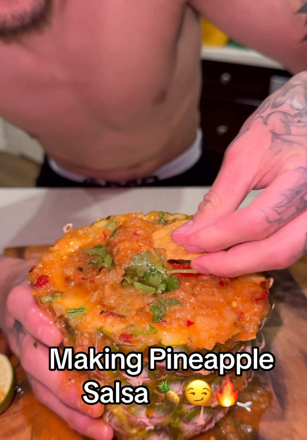 👀👀 who needs some #chefsuie #pineapplesalsa #salsa #mexican #mexicanfood #mexixantiktok #fyp #xyzbca 