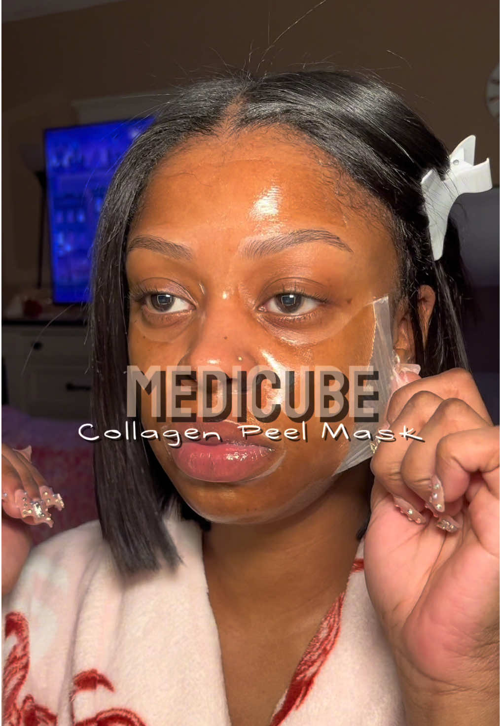 A skincare must have for glowy, glass skin ✨ #glassskin #medicube #collagenmask #koreanskincare #skincareroutine #blackgirlskincare #peeloffmask #medicubepeeloffmask @Medicube Global @Medicube US 