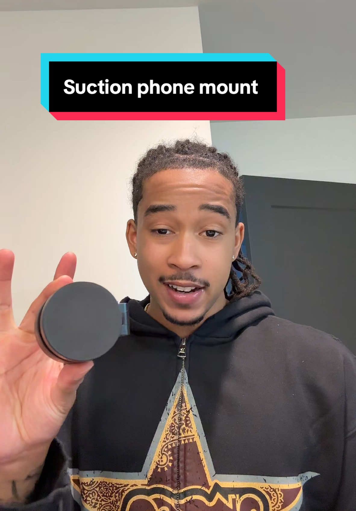 Magnetic suction phone mount is a game changer for clips #tiktokmademebuyit #tiktokmarketplace #phonemount #phoneholder 