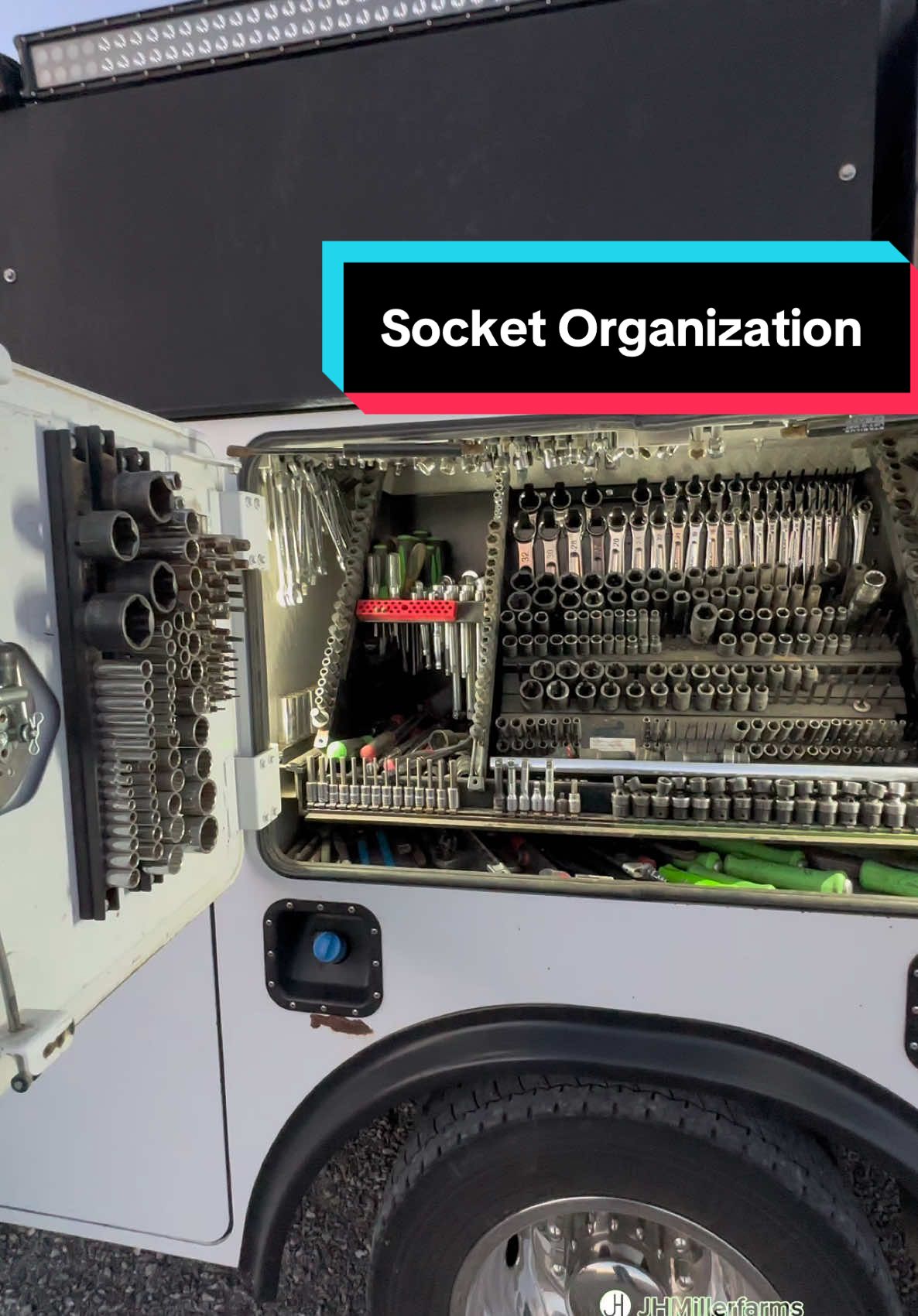 Socket organization using magnet rails #agtechtalk #tooltalk #agmechanic #fyp #mechanic #jhmillerfarms #mechaniclife #mechanicsoftiktok #servicetech #servicecall #fieldservice #fieldtech #tools #johndeeremechanic #servicetrucklife #johndeere #deeretech #harborfreight #menards #mactools @Harbor Freight @Menards 