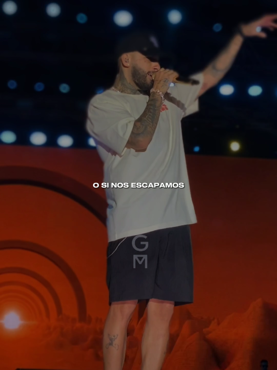 Tu dime 🚶🏻‍♂️ || Síguenos en IG || #nickyjam #cosculluela #tebusco #concierto #clipmusic #foruyou #clasic #escapar #buscar 