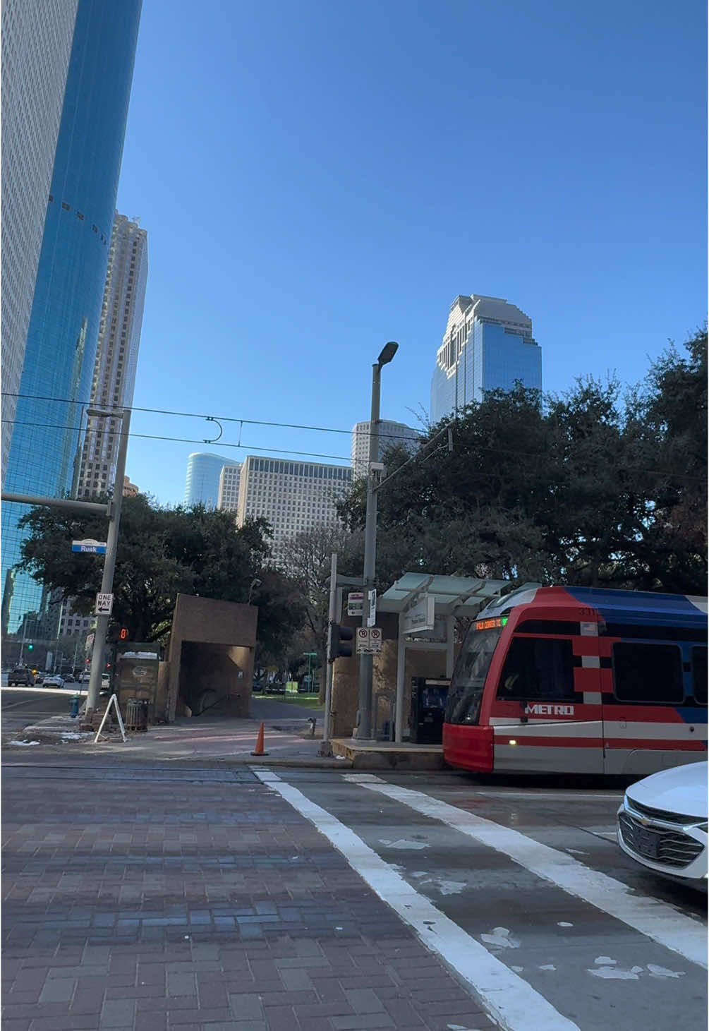 That’s me crossing this beautiful intersection in downtown Houston Texas #houston #texas #travel #usa🇺🇸 