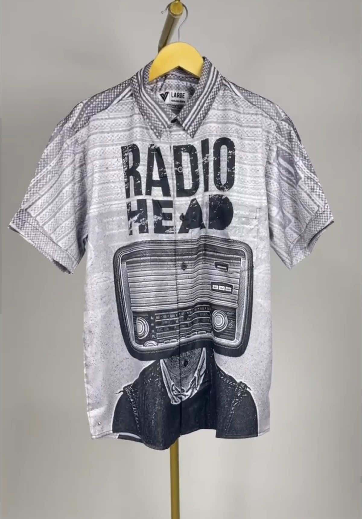 ‼️ Payday sale ‼️ daptkan promo diskon gajian sale 👀 🛒 Radihead shirt  #shirt #VistulaStyle #paydaysale #radiohead #musicstyle 