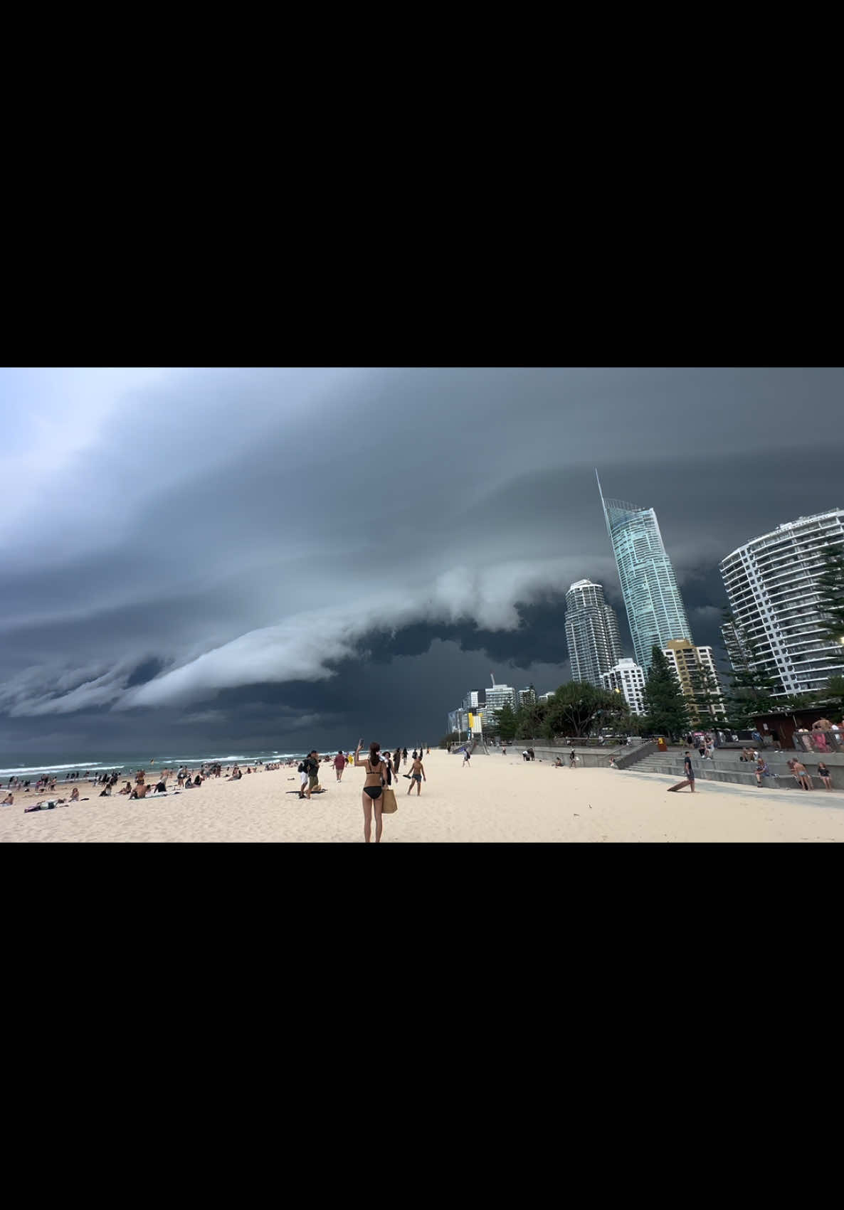 About yesterday….It looks beautiful and scary at the same time! #goldcoast #goldcoastaustralia #surfersparadise   For any usage requests please email licensing@ark.media