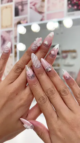 current press on nail set i’m wearing from @KincoryBeautyShopUSA ♡ style P14  #presson #pressonnails #kincorybeauty #kincorybeautyshop #creatorsearchinsights #ttslevelup  #TTSBeauty  #ttsbeautybesties #spotlightfinds #ttsdelightnow #seasonalgems #lovelanguage 