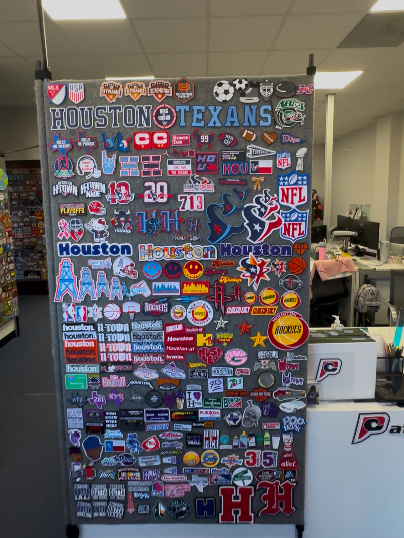 ✨ Custom Patches in Houston ✨ Visited the Patch Collection in Houston (📍11718 N Garden St Building C, Houston, TX 77071), and WOW! If you’re into customization, this is your spot. 🧵✨@patchcollection They have patches for every style, and if you don’t see what you’re looking for or need something unique, they can create it just for you! 💡 Even if you’re not local, they offer consultations via phone or Zoom to help you design the perfect patch. 🙌 The staff was so kind and helpful—I’m obsessed! 🥰 Check them out on IG and click the link in their bio for more details. 💕 Would you rock customized patches? Let me know! 👇 #CustomPatches #HoustonTX #HoustonInfluencer #HTXLife #PatchCollection #PersonalizedDesigns #SmallBusinessLove #HoustonShopping #ExploreHouston #HTXInfluencers #DIYStyle #CustomCreations#fyppppppppppppppppppppppp