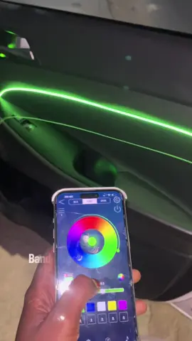 Led interieur lumineux jour et nuit 78 245 10 57#accessoireautomobile #tiktoksenegal🇸🇳 #videoviral #voituredesport #pourtoisenegal #fypp #hyundai #mercedes #toyota #peugeot #decorationvoiture 