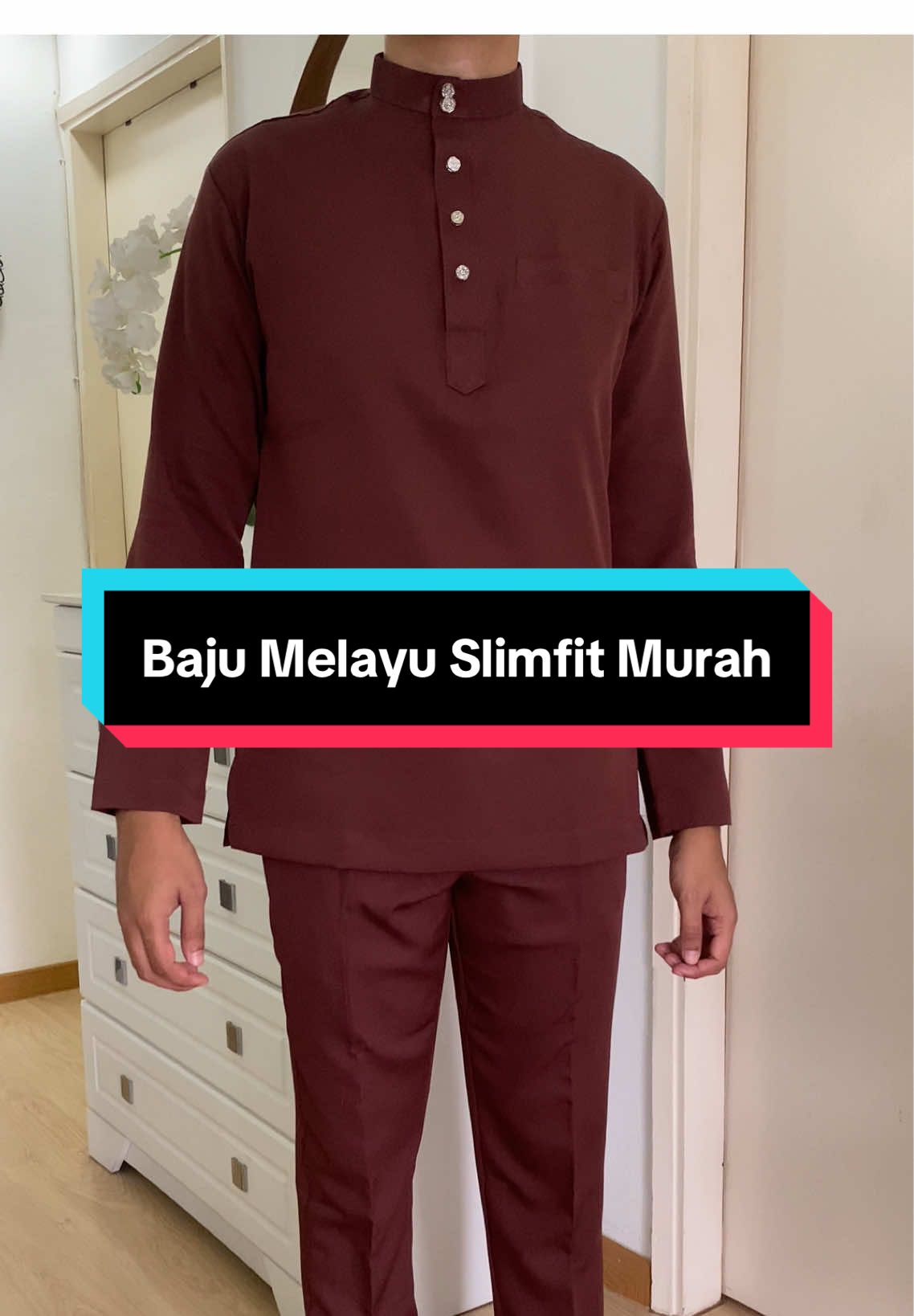 Baju Melayu Slimfit ni memang berbaloi beli. #bajumelayu #bajumelayuslimfit #bajumelayuslimfitmurah #bajumelayudewasa #bajuraya 