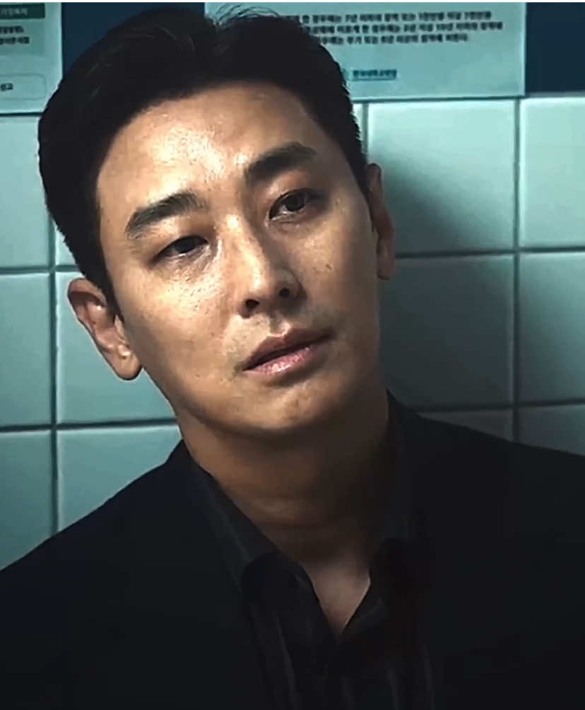 actually im his real number 1 guys 😂 #thetraumacodeheroesoncall#jujihoon#kdrama 