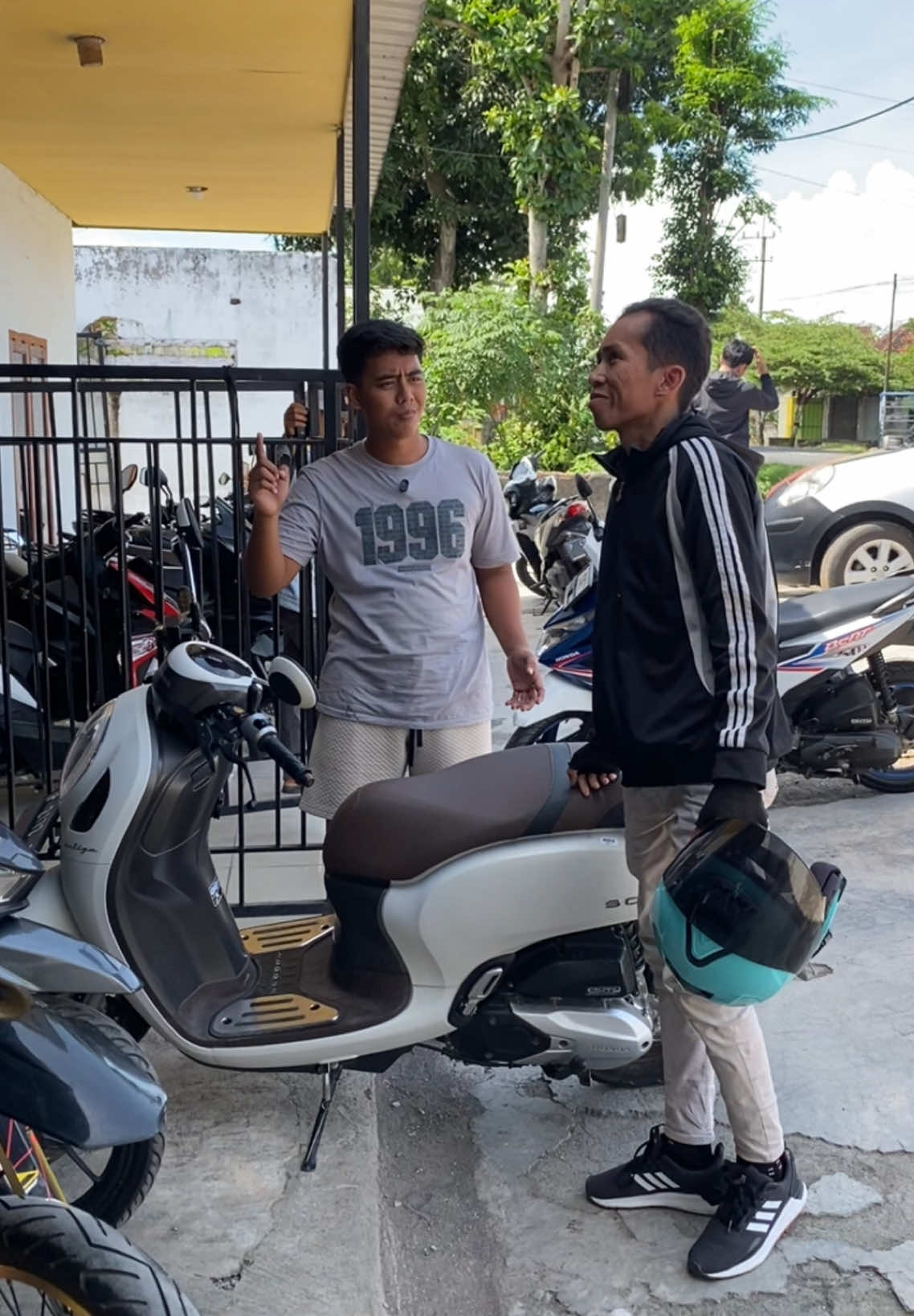 Dari Madura Sumenep perjalanan 7 Jam jual motor ke zang motor #fyp #zangmotor #viral #jualbelimotor #sorummotormurahjember #videoviral #motormurah #obralmotor 