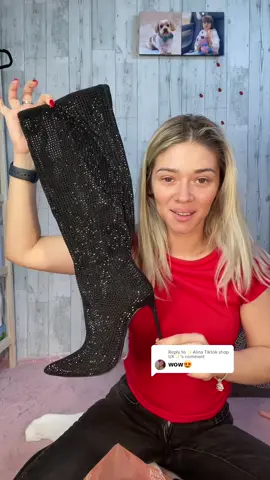 Replying to @✨️Alina Tiktok shop UK✨️ #tiktokmademebuyit #msvaradie #ValentinesDay #tapthebag 