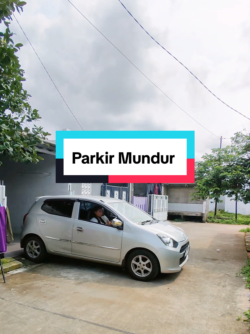 Membalas @jpnskr #parkirmundur #drivertua #iburumahtangga #kontenkreator #suamiistri #fyp #nyetirmobil #driverpemula #belajarparkir #momslife #belajarmobil #mobilmanual #belajarnyetir #capcut #parkir #manual #supir #belajarsetir #belajarmobilmanual #CapCut #capcut 