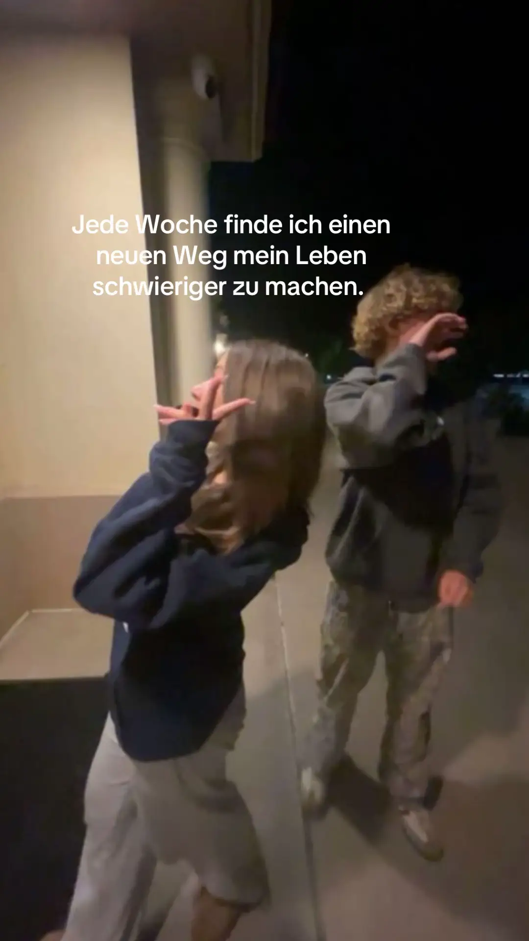 😎