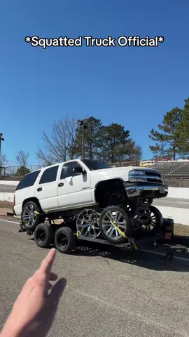 All the squatted trucks are out #trucks #squattedtrucks #chevy #ford 