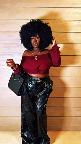 What you do frequently becomes your frequency  Top @sheinofficial  Pants @prettylittlething  Necklace @enroutejewelry_  Watch @coach  #ootn #weoutside #shein #boohooplus 