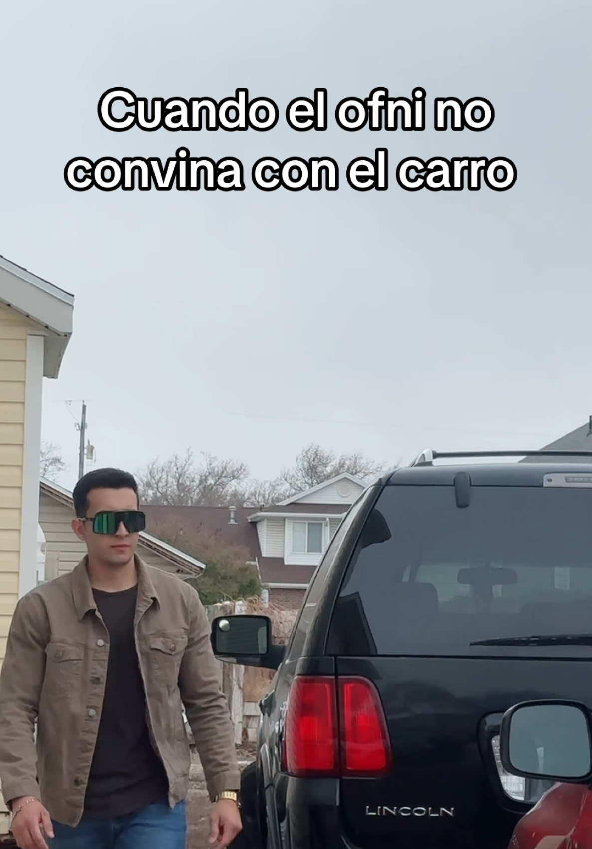Busco carro barato 😳😎 #humor #reels #tiktok #viralvideo #parejas #reels__tiktok #fb 