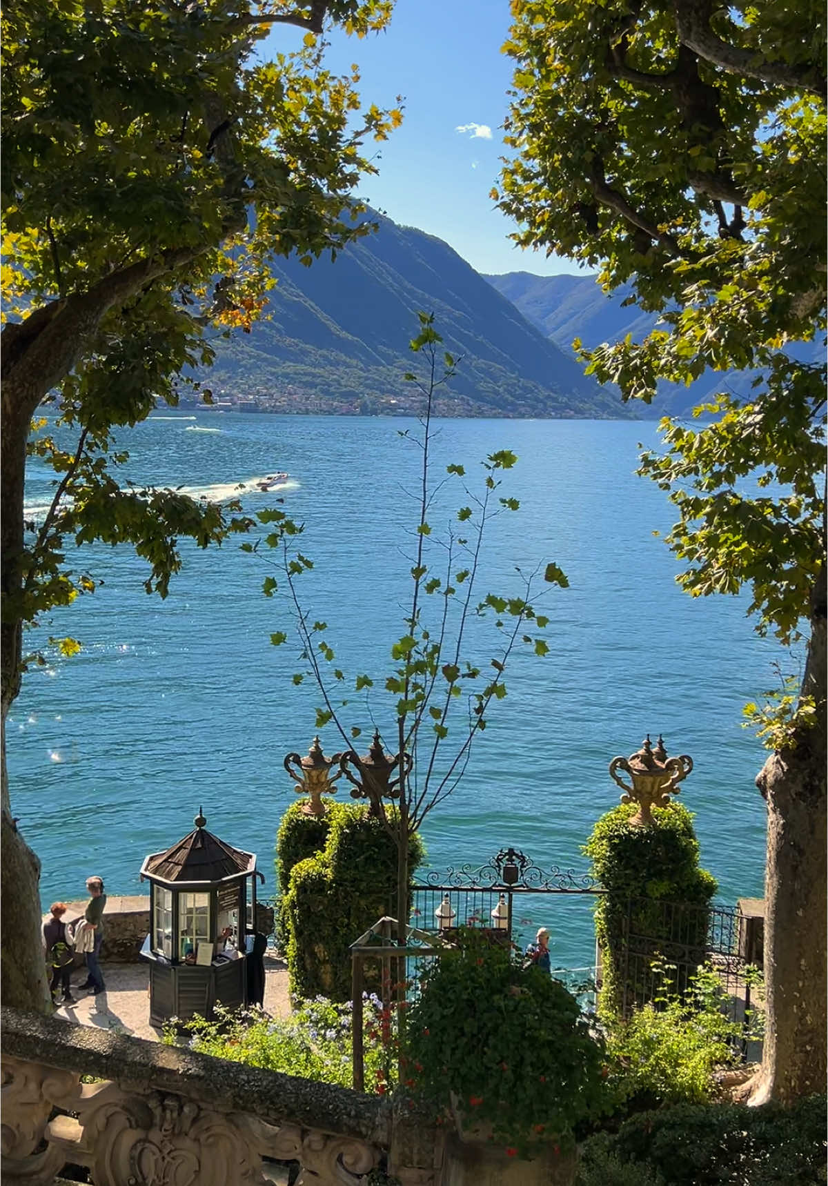 📍Villa del Balbianello, Lake Como, Italy #villadelbalbianello #starwarsvilla #naboo #lakecomoitaly #lakecomothingstodo #creatorsearchinsights 