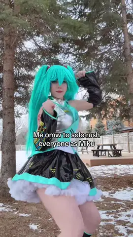 And I’m playing squads btw (I’m so bad at Fortnite LOL) (filmed by: @Carly_worms.. ) (IB: @Nora ) #miku #fortnite #mikucosplay 