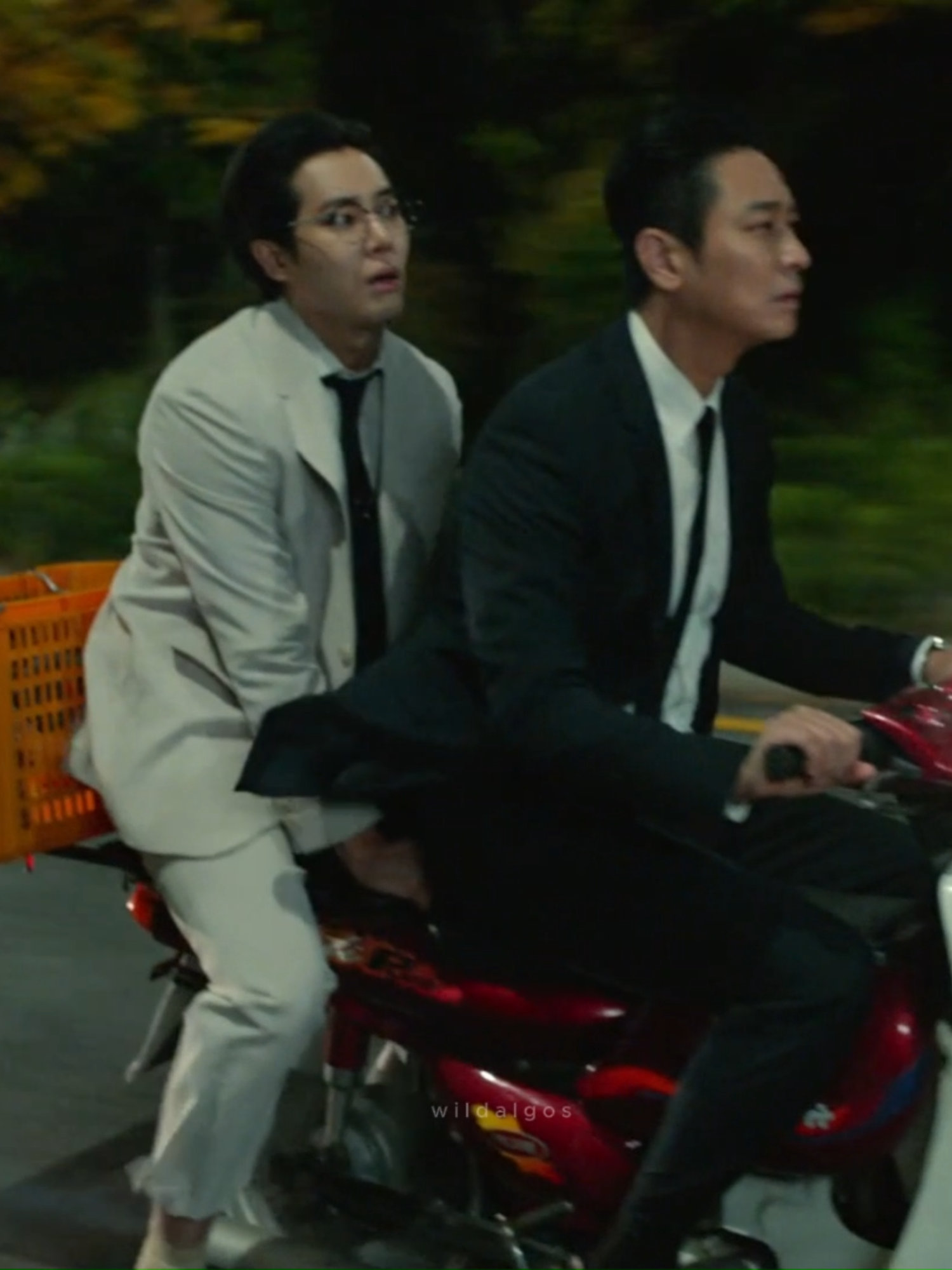 Baek Gang Hyeok and Choo Young Woo 😂 #thetraumacodeheroesoncall #thetraumacode_heroesoncall #jujihoon #주지훈 #chooyoungwoo #kdrama #netflix #fyp #thetraumacode #apt