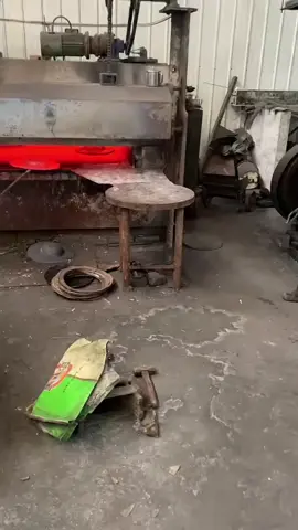 Guess what they are making