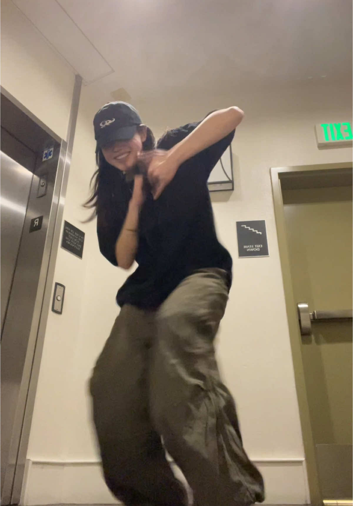 get yo numberr 🐦‍⬛ ty @Anderson for this fun one #bolo #penomeco #dance #dancechallenge #fyp 