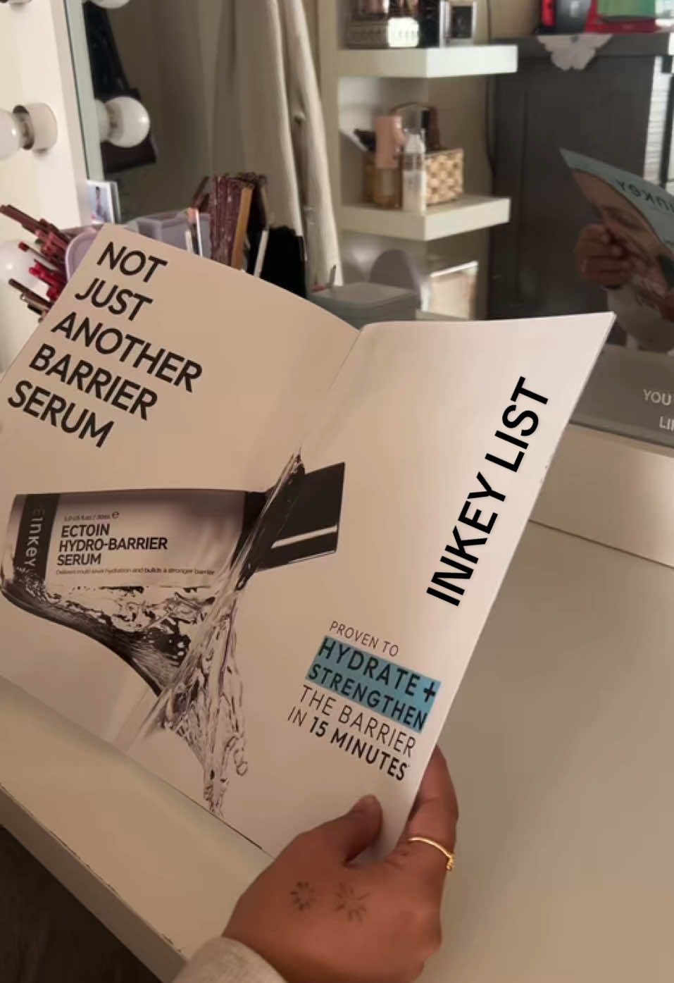 Take a read and discover why @The INKEY List latest product is about to be your NEW skincare hero! 💦🫧🖤  #theinkeylist #skincare #skincaretips #skinbarrierboost #barrierserum #ugccreator #latinacreator 