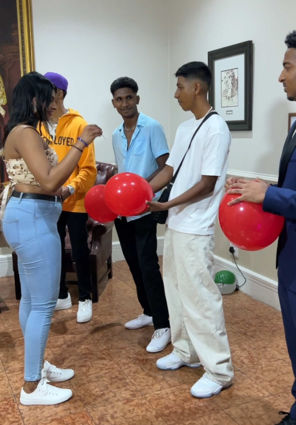 The Durban version of Pop the Balloon at The Edward Hotel 🎈with host @levana_hiralal and contestant @T🦋 - Guys @Ronan_Salvatore @Thufaylsheik5 and @tristan sanders #dalaucrew #poptheballoonSA - Proudly hosted by the Edward Hotel in Durban, book your valentines lunch now on 031 337 3681 