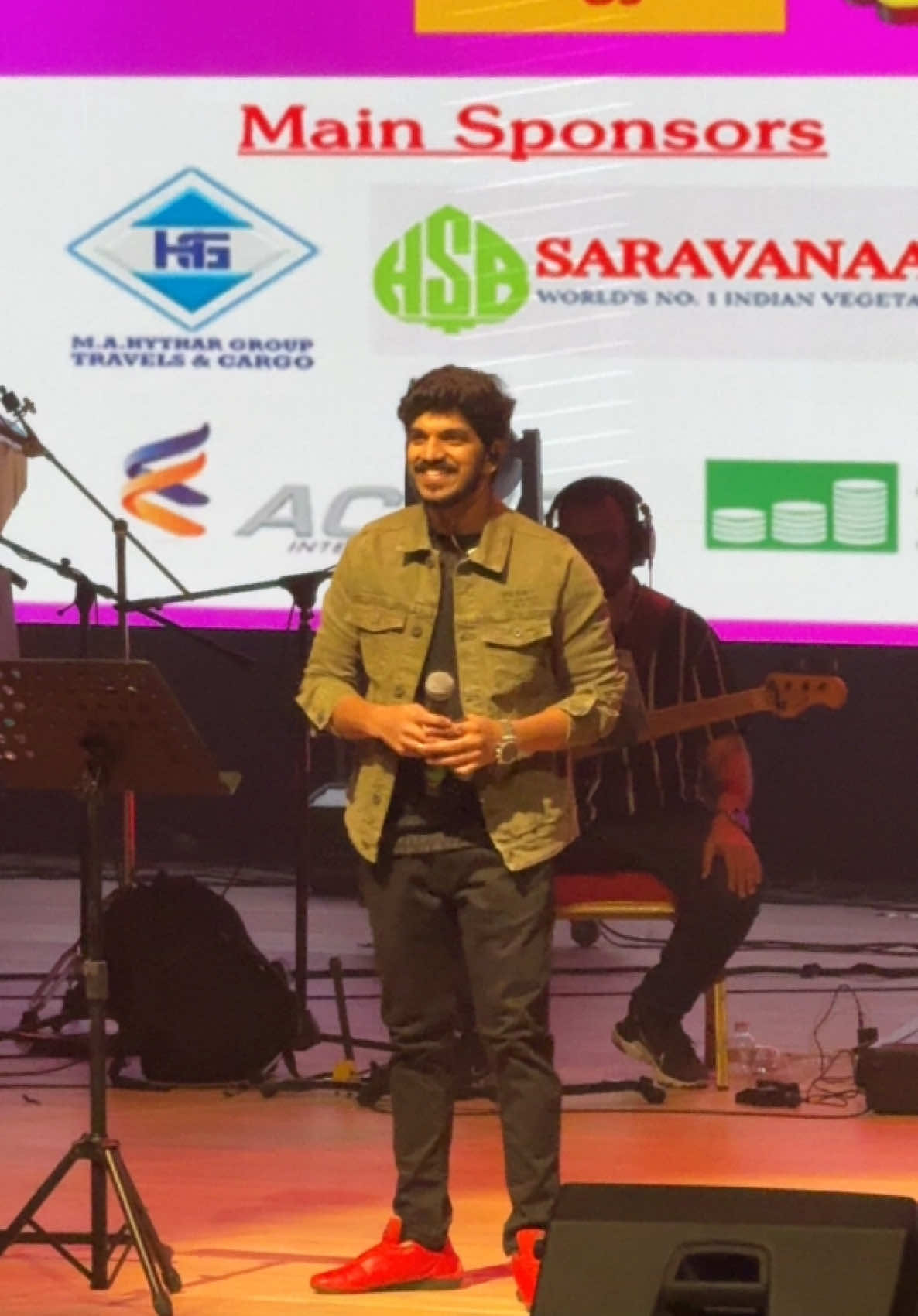 #creatorsearchinsights #ashishvenkateswaran #flutemusic #runsong #viknesh #supersinger #vijaytelevision #vijaytvrealityshow #vijaytvshow #fypage #fazanmoh#flute #flute_ashish 