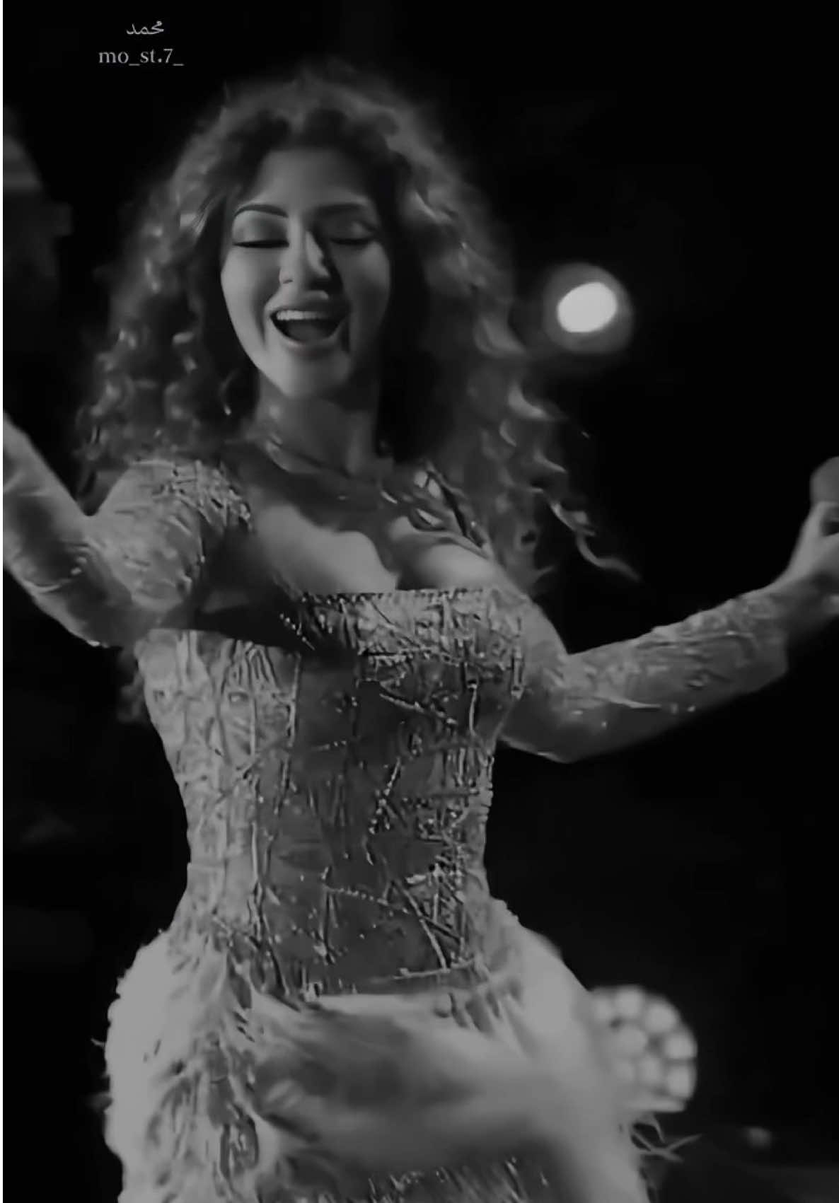 والزير يلعب على قلبي 😍❤️‍🔥 #ميريام_فارس #مريام_فارس #الزير #خليجي #myriamfares #elzeer 