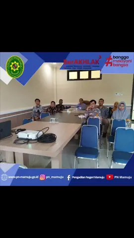 Humas - PNMamuju, 23 Januari 2025 Ketua, Panitera, Panitera Muda Pidana, Panitera Pengganti, dan Tim IT Pengadilan Negeri Mamuju Kelas IA mengikuti kegiatan Sosialisasi Pembaruan Aplikasi SIPP Tingkat Pertama versi 5.6.5 dan Aplikasi e-BERPADU versi 4.0.0 oleh Biro Hukum dan Hubungan Masyarakat Mahkamah Agung RI secara daring. Kegiatan dilaksanakan dalam rangka menindaklanjuti Peraturan Mahkamah Agung Republik Indonesia Nomor 6 Tahun 2022 tentang Administrasi Pengajuan Upaya Hukum dan Persidangan Kasasi dan Peninjauan Kembali di Mahkamah Agung Secara Elektronik, Peraturan Mahkamah Agung Republik Indonesia Nomor 7 Tahun 2022 tentang Perubahan Atas Peraturan Mahkamah Agung Nomor 1 Tahun 2019 tentang Administrasi Perkara dan Persidangan di Pengadilan secara Elektronik, dan Peraturan Mahkamah Agung Republik Indonesia Nomor 8 Tahun 2022 tentang Perubahan Atas Peraturan Mahkamah Agung Nomor 4 Tahun 2020 tentang Administrasi dan Persidangan Perkara Pidana di Pengadilan Secara Elektronik.