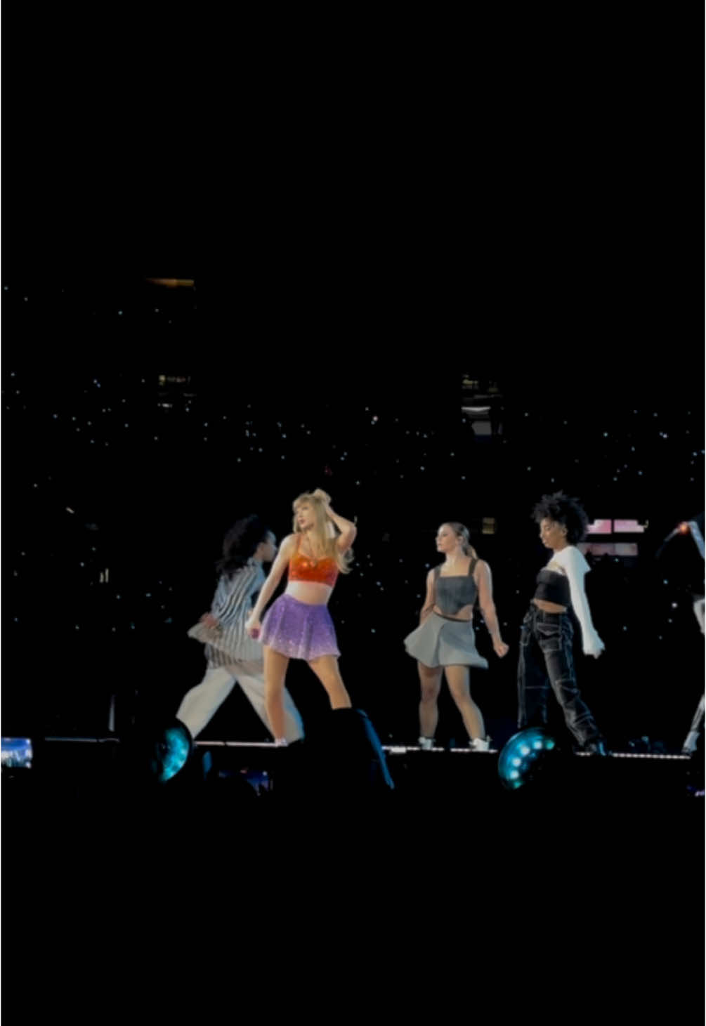 Style🩵  #taylorswift #theerastour #taylorswifterastour #erastour #erastourtoronto #TSTheErasTour #swiftie #taylornation #swifttok #1989TaylorsVersion #1989 #fyp #foryou 