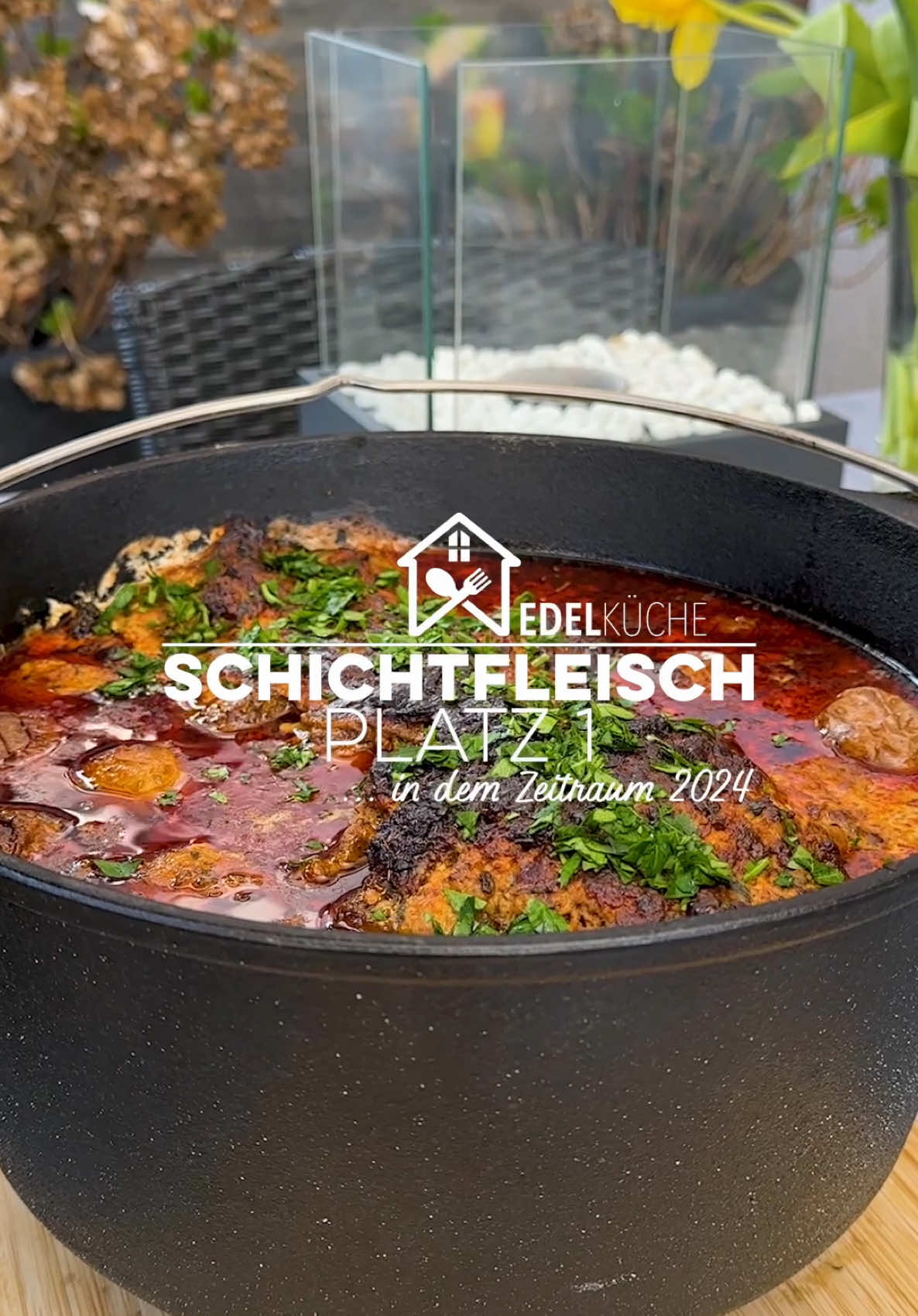 Schichtfleisch ala Gyros im Dutch Oven! 👨🏻‍🦳👍🏻🔥 ☑️ Rezept in meiner Bio (edelkueche.com), in den Kommentaren oder bei der Sekunde 🔴 0:13 im Video! #dutchoven #essen #schichtfleischrezept #fleisch #food #schichtfleisch 