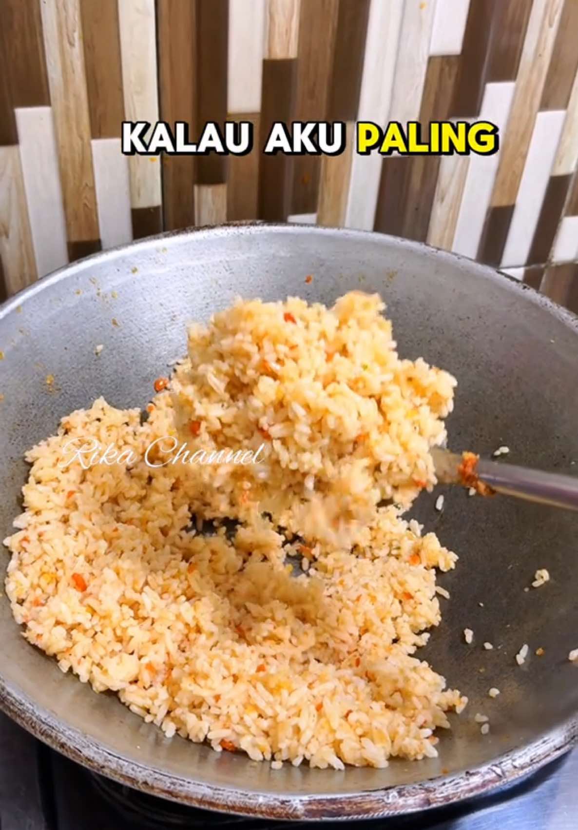 Mau disuruh bikin nasi goreng berapa kalipun pasti aku buatin 😇 #nasigoreng  #foodchooper  #chooperportable  #minichopper  #tnwchopper4in1  #fyp #fypシ゚ 