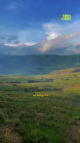 Lwah Ndlunkulu teases new music 🔥🔥 #yanolyrics #SAMA28 #fyp #foryou #afropop #lyrics_songs #lwandlunkulu 