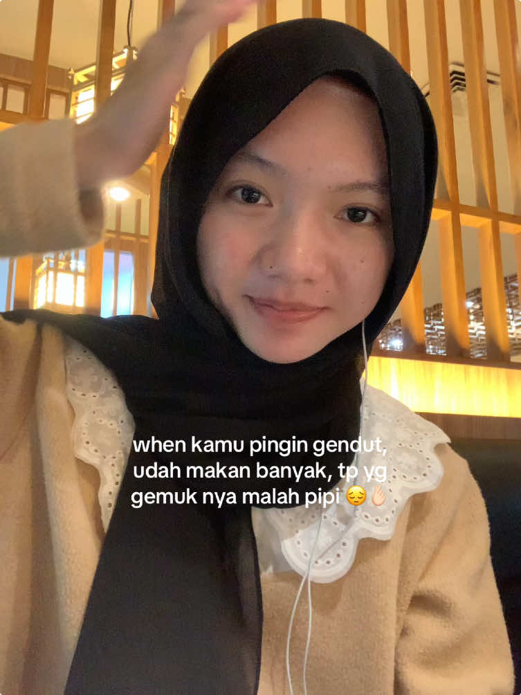 ga suka, pingin berhenti makan banyak, tp nanti badan tambah kurus ☺️