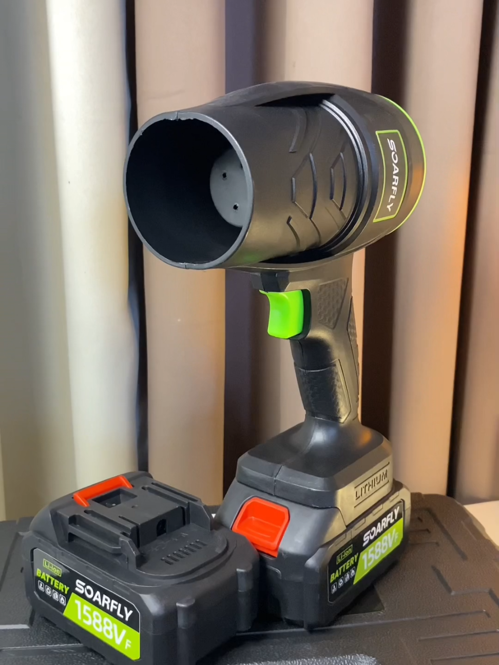 affordable Power Tools Cordless Air Blower. Apaka lakas #cordlessairblower #turboblower #turbofan #electricblower #powertools #blower #portableblower #blowermotor #viral 