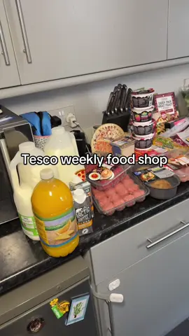 How much do you think this week worth of food cost from @Tesco 🍝🍕🥯 #tescofood #tescofoodhaul #tescofoodhaul #tescofoodshop #tesco #food #foodshop #weeklyfoodshop #tescouk #tescofinds #tescotiktok #foodtiktok #foodtiktokfood #foodtips #haul #tescofoodshopping #zoesshoppinghaul #shoppinghaul #budget #budgeting #topupshop #shopwithme #comesshoppingwithme #shop #shopping #clickandcollect #tescoclubcard #weeklyfoodshop #mumoftiktok #mumlife #mumof2 #family #familyof4 #fyp #foryou 
