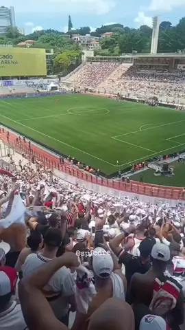 É lindo meu São Paulo! Final copinha! CAMPEÃO 🏆❤️ #copinha #morumbis #morumbi #tricolordomorumbi #tricolor_paulista #tricolorpaulista #tricolor #saopaulofutebolclube #saopaulofc #saopaulo #spfc #sp #spfctrimundial #entregatiktok #entregameusvideostiktok #torcidaindependente 