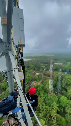 #CapCut #tower #telekomunikasi #teknisi #kulisinyal #internet 